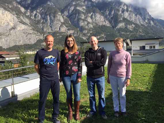 Kyra Wyllie mit den English-Lehrpersonen der HBLFA Tirol