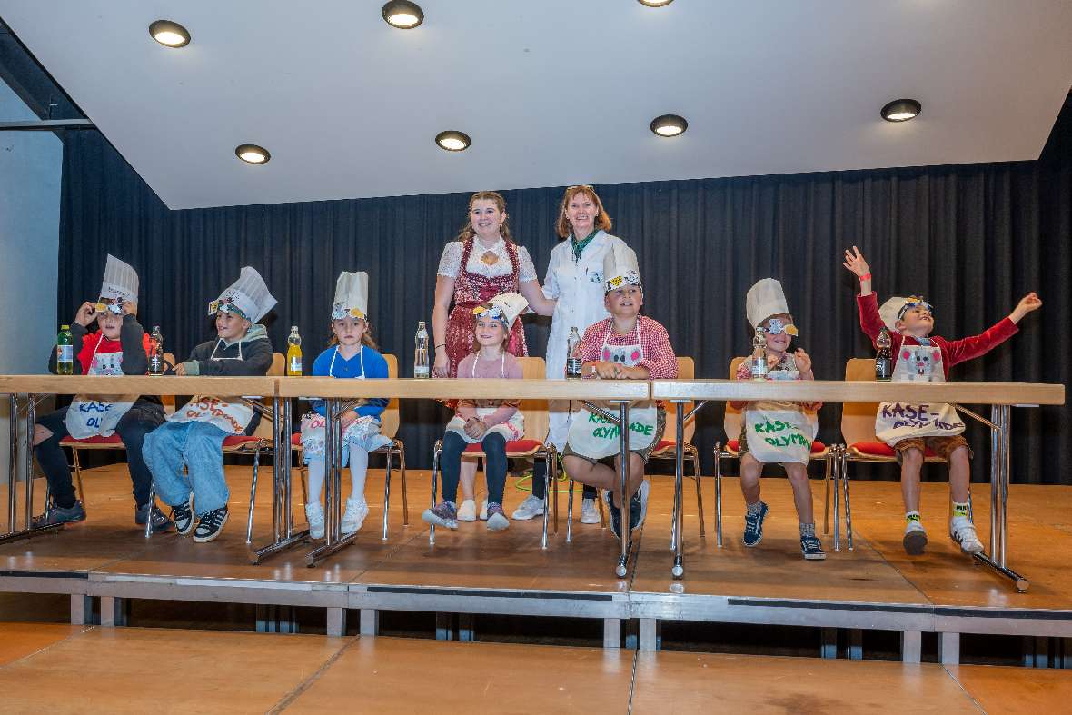Hannah Wenko, Landjugend Galtür und Dr. Frieda Eliskases-Lechner, HBLFA Tirol mit der kritischen Kinderjury