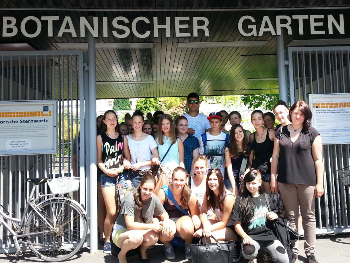 Exkursionen z.B. zum Botanischen Garten im Fach Angewandte Biologie und Ökologie an der HBLFA Tirol