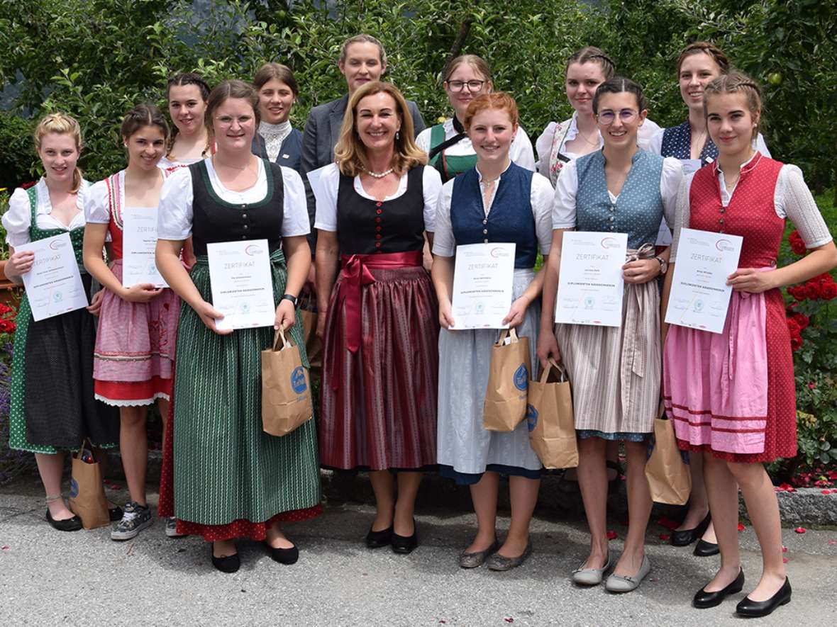 Diplomierte Käsekennerinnen in Österreich HBLFA Tirol