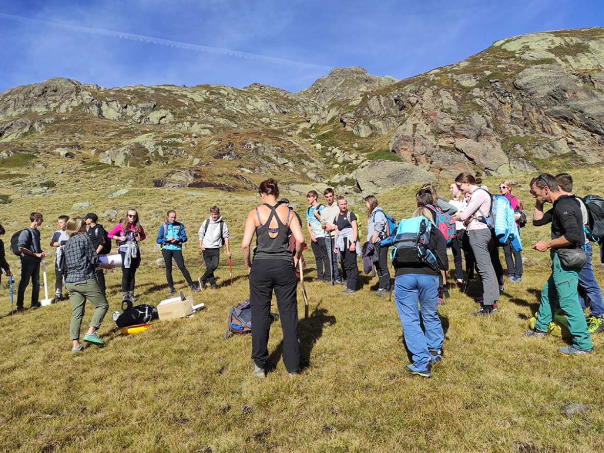 Agrarbildung hat Zukunft an der HBLFA Tirol