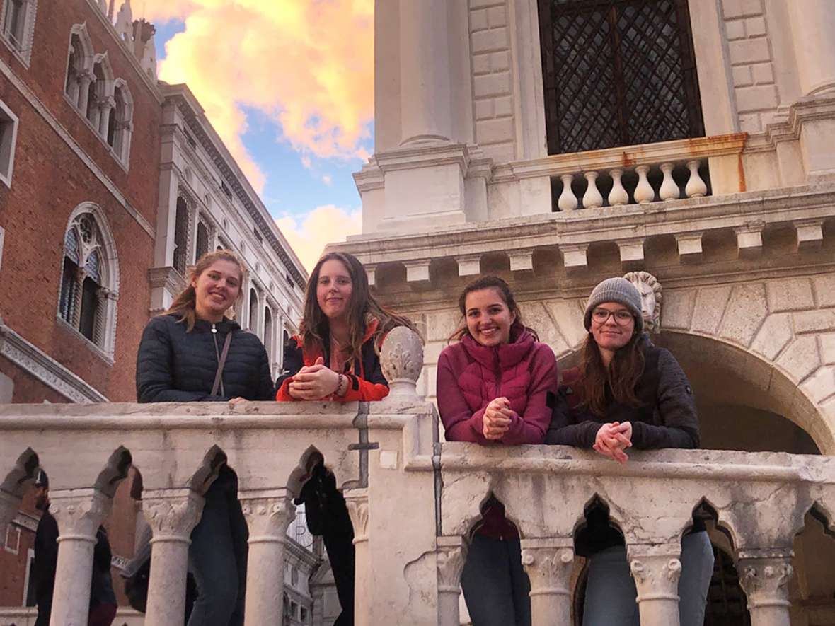 Lena, Lisa, Nadine und Elina in Venedig