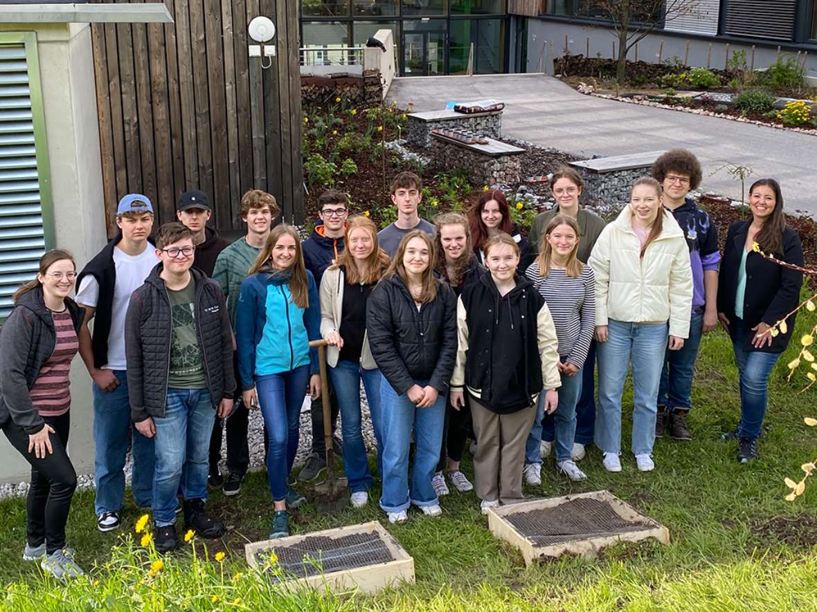 Bienenworkshop und Bau von Sandarien